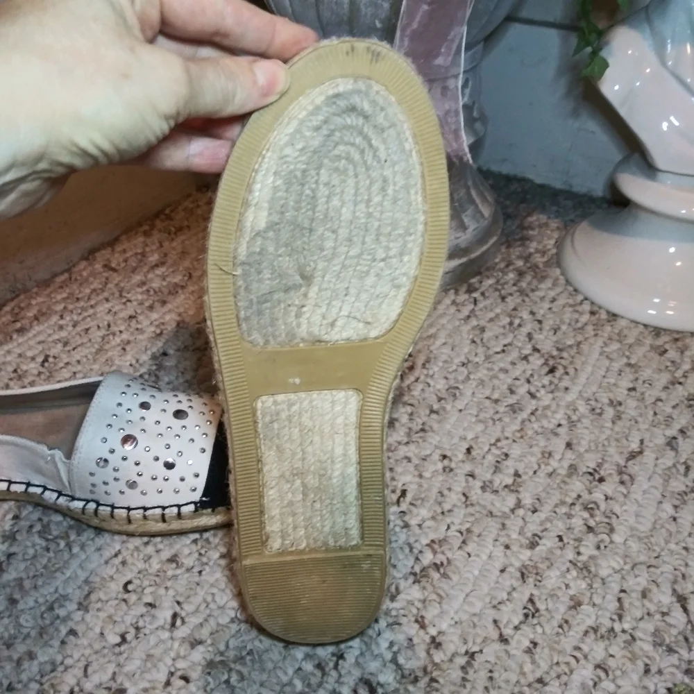 White Mountain Alfresco Cream & Black Silver Studded Espadrille Flats - Picture 11 of 12